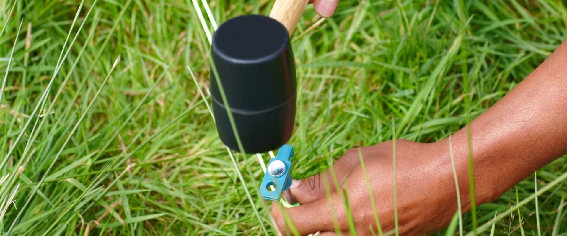 Trucos para fijar una carpa plegable