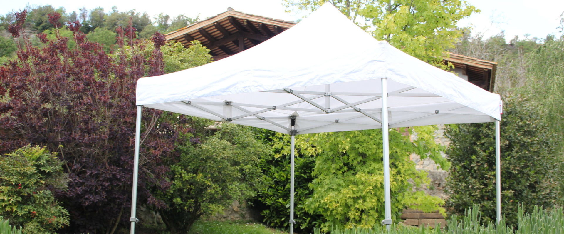 Cómo montar una carpa plegable en solo 7 pasos