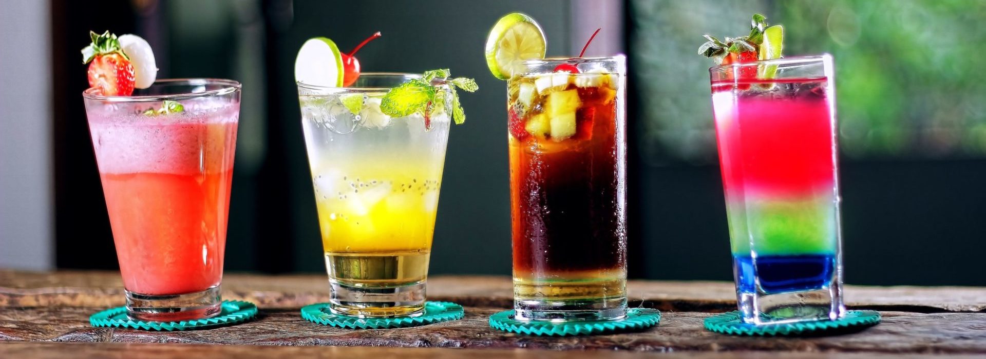 Mesas plegables que necesitas para el cóctel y catering de un evento